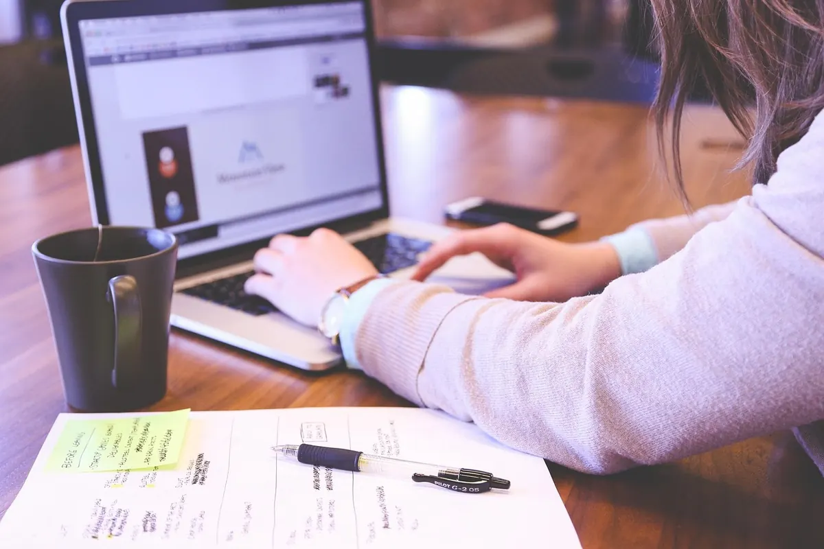 Prompt Engineering for Beginners: How to Write Instructions That Get Useful Answers